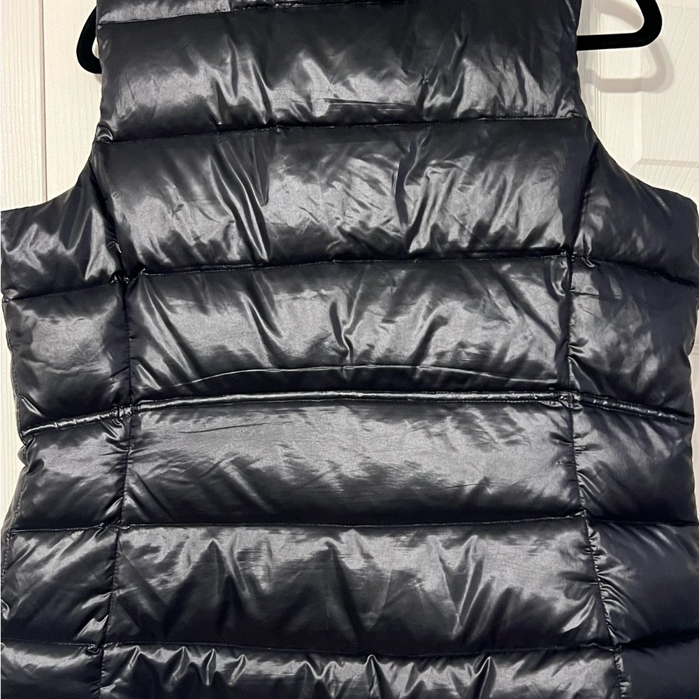 Eddie Bauer Premium Quality Goose Down Vest - Picture 3 of 15